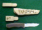 Click here for a larger image of the knife and sheath